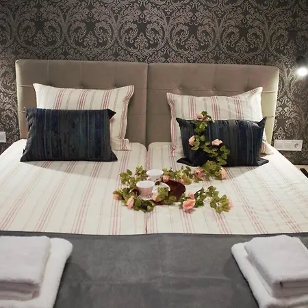 Eras - център Апартамент