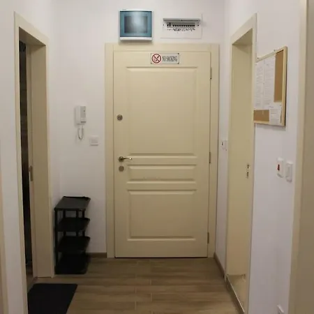 Eras - център Apartment Warna