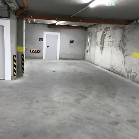 Eras - център Warna