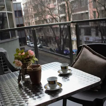 Apartment Eras - център Warna